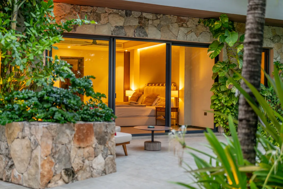 Lakefront 4-Bedroom Villa in Lagos del Sol, Cancún