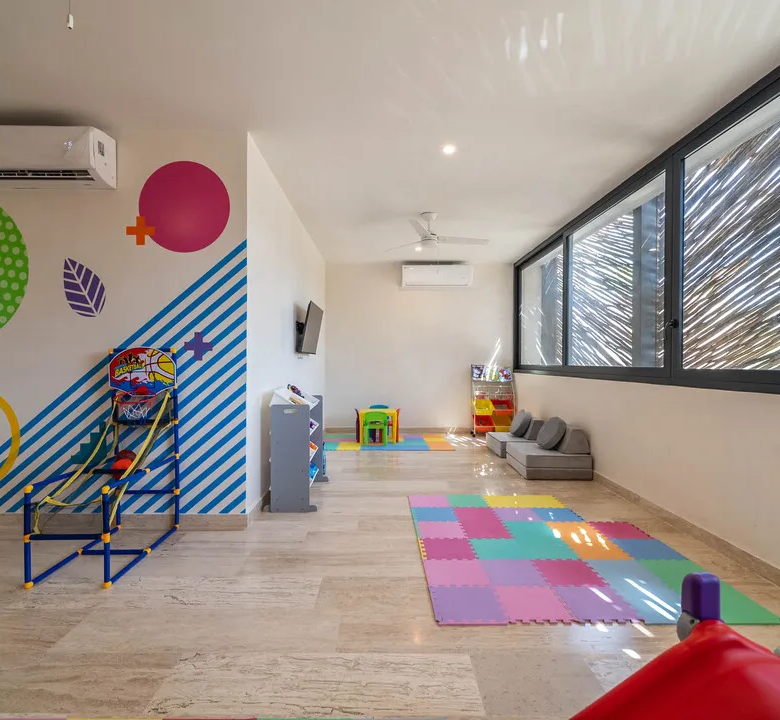 María: 1, 2 & 3-Bedroom Condos in Aldea Zama, Tulum
