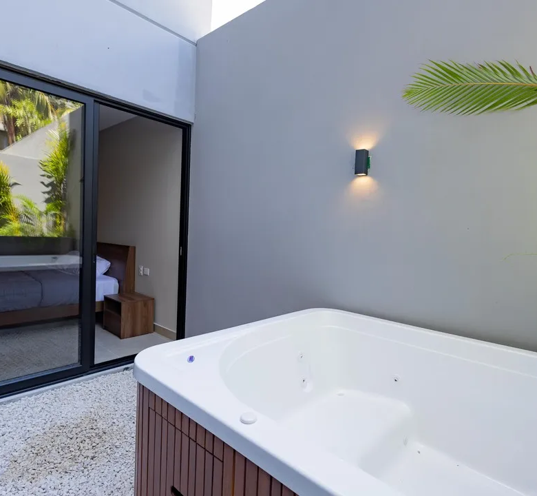 Olaya: 1 & 2-Bedroom Condos in Downtown Playa del Carmen