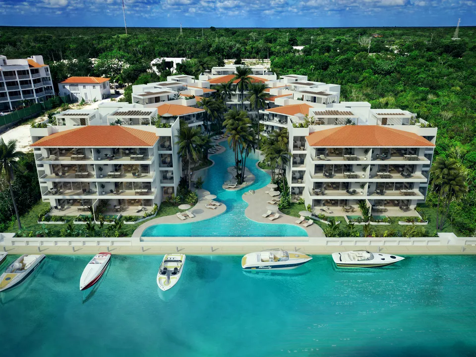 Puerto Aqua 3-Bedroom Condos in Puerto Aventuras
