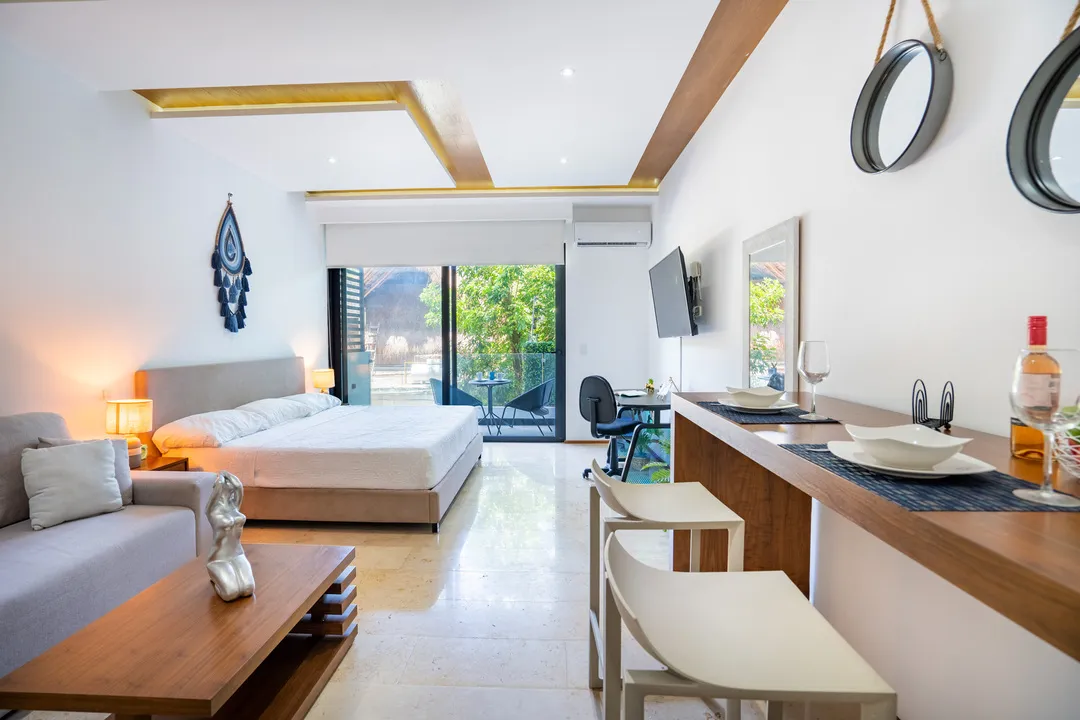 Studio Apartment in Playa del Carmen, Steps from Fifth Avenue