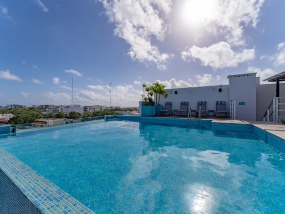 Rooftop infinity pool at The Gallery Playa del Carmen