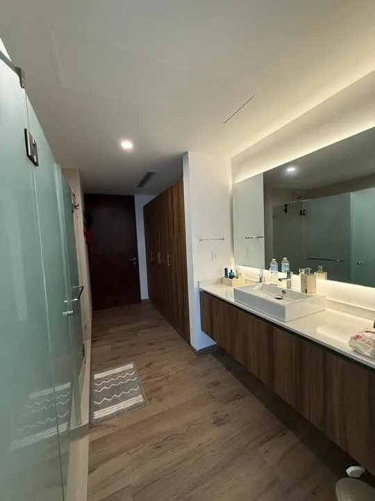 The Leaf 3-Bedroom Lock-Off Corner Condo in Playacar
