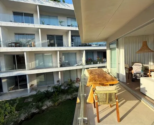 The Leaf 3-bedroom corner condo in Playacar