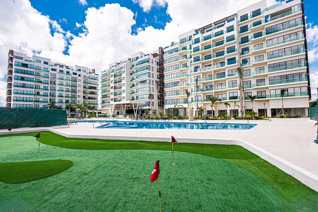 Valle Aurora 3-Bedroom Penthouse in Playa del Carmen