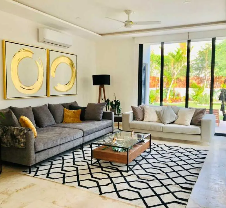 Villa Caribe: 4-Bedroom Villa in Tulum Country Club