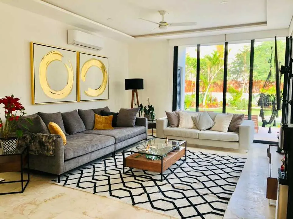 Villa Caribe: 4-Bedroom Villa in Tulum Country Club