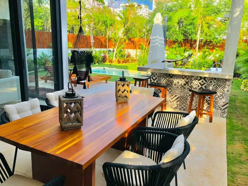 Villa Caribe: 4-Bedroom Villa in Tulum Country Club