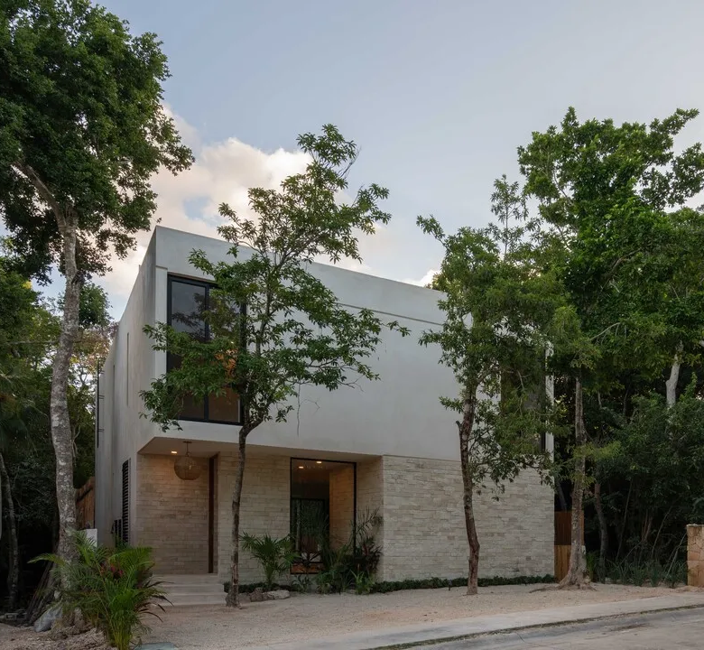 Villa Zapote 4-Bedroom Villa in Tulum Country Club