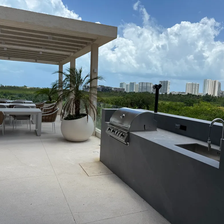 WOHA Puerto Cancún Golf-View 2 and 3 Bedroom Condos