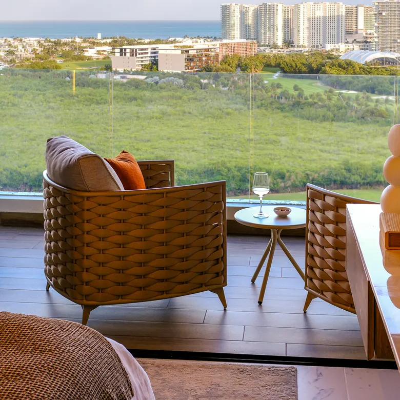 WOHA Puerto Cancún Golf-View 2 and 3 Bedroom Condos