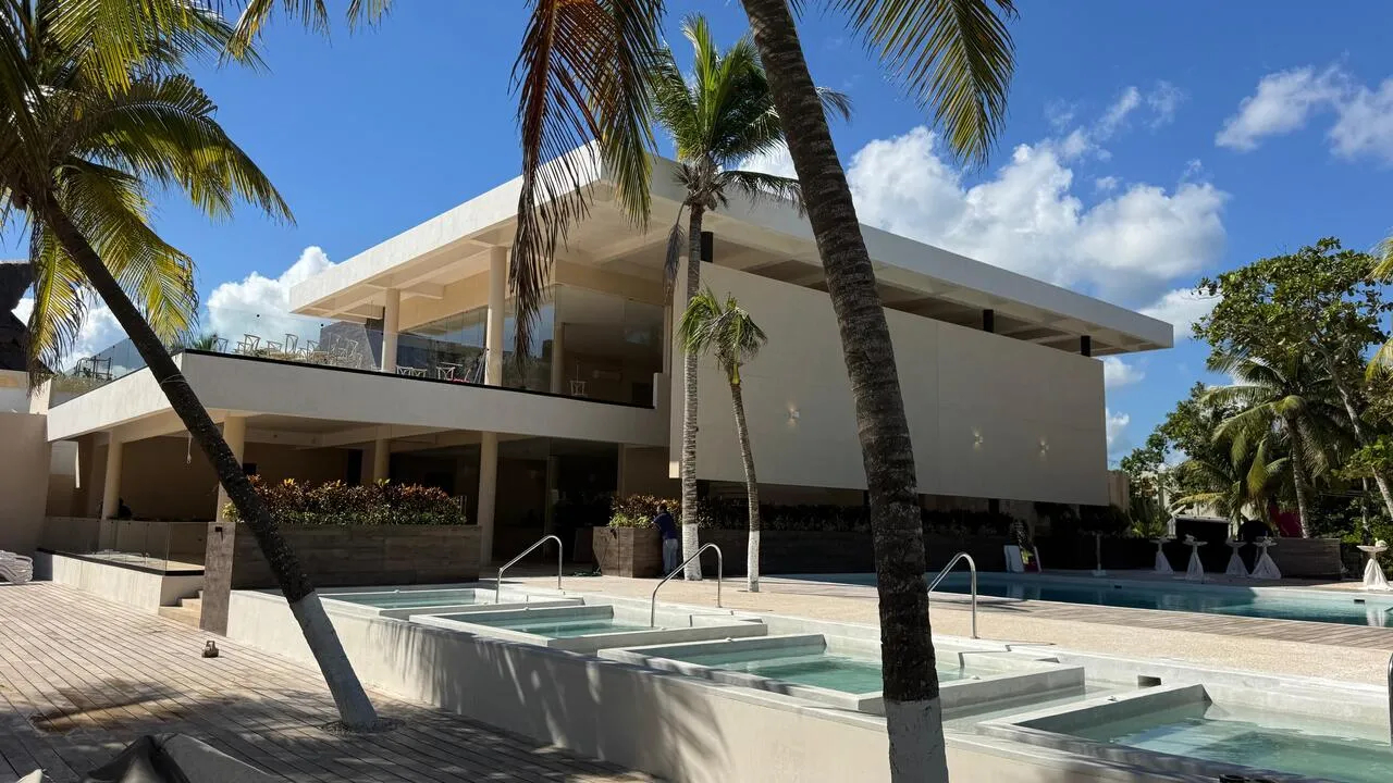 4-Bedroom Villa, Arrecife, Xpu-Ha: Private Beach club, Pool and Jacuzzi
