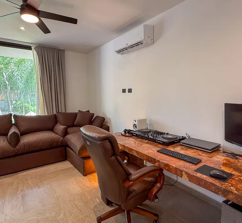 4-Bedroom Villa, Arrecife, Xpu-Ha: Private Beach club, Pool and Jacuzzi