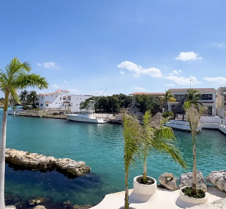 Bloom: 2 & 3-Bedroom Marina Condos in Puerto Aventuras