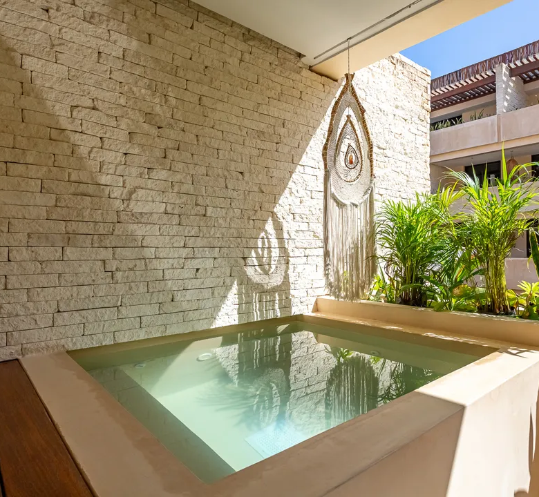 Déjà Vu 304, Aldea Zama, Tulum: 2-Bedroom Plunge Pool Condo