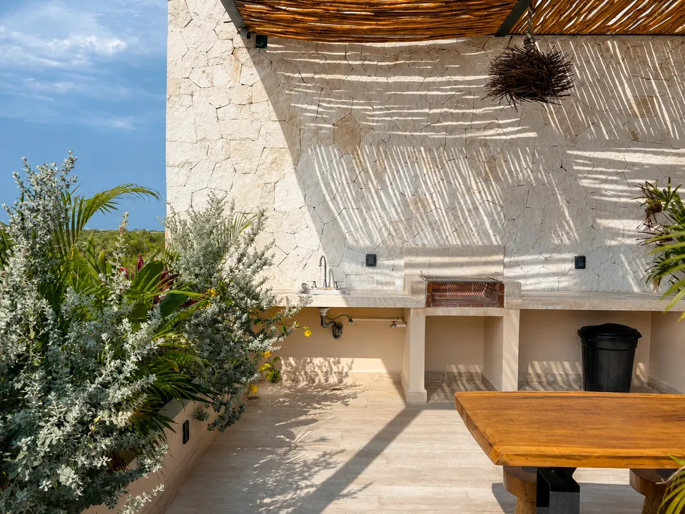 Essence Región 15 Tulum: Studios and 1-Bedroom Condos