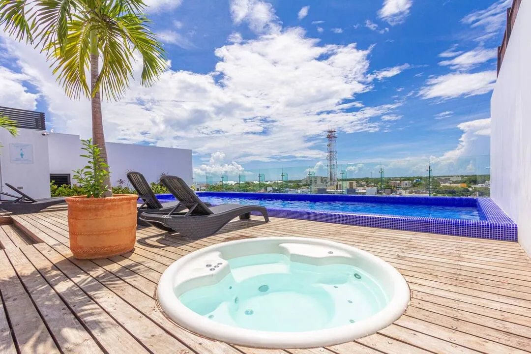 Icono Playa 106: 3-Bedroom Lock-Off Condo in Playa del Carmen
