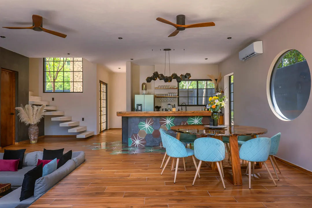 Maison Siscolino: 4-Bedroom Villa with Swim-Up Pool in Region 15, Tulum