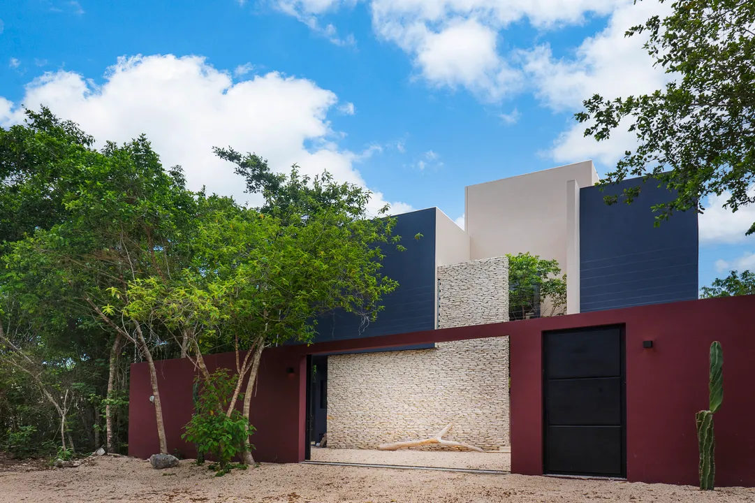 Maison Siscolino: 4-Bedroom Villa with Swim-Up Pool in Region 15, Tulum