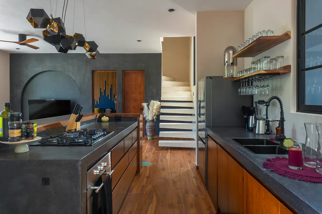 Maison Siscolino: 4-Bedroom Villa with Swim-Up Pool in Region 15, Tulum