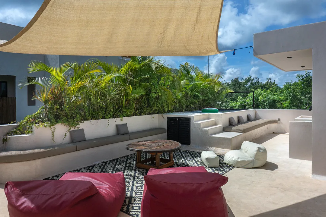 Maison Siscolino: 4-Bedroom Villa with Swim-Up Pool in Region 15, Tulum