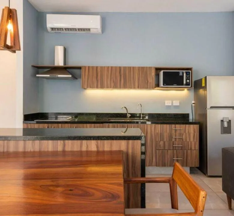 PalAlma 23, La Veleta, Tulum: 2-Bedroom Lock-Off Condo
