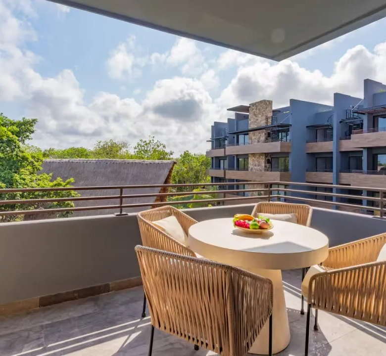 Paramar Black Aldea Zama: 2-Bedroom Condos in Tulum