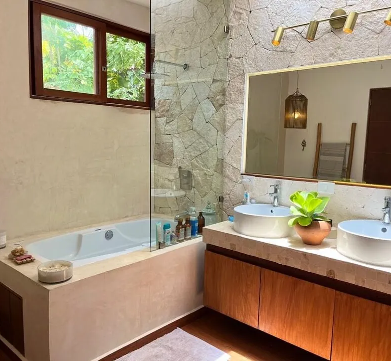 Riviera Tulum Residencial: 4-Bedroom Villa in Tulum