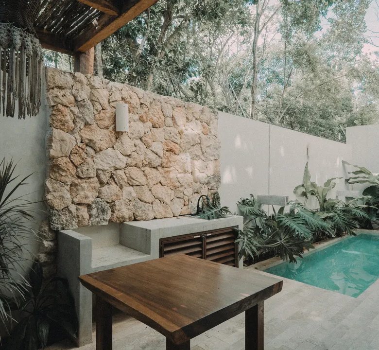 Torana Region 15, Tulum: 1-Bedroom Swim-Up Condo