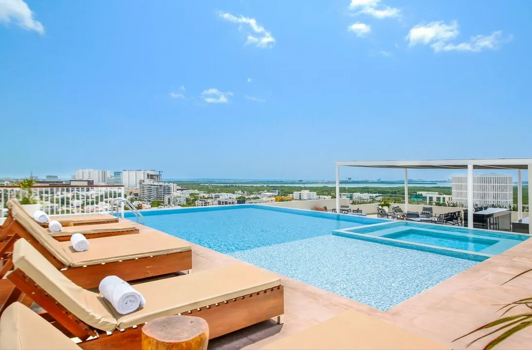 Vela Towers: 3-Bedroom Condos in Central Cancún