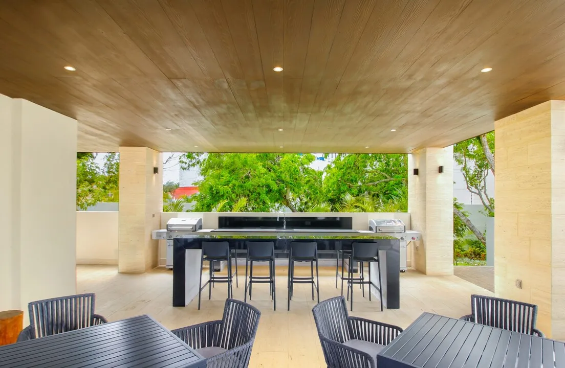 Vela Towers: 3-Bedroom Condos in Central Cancún