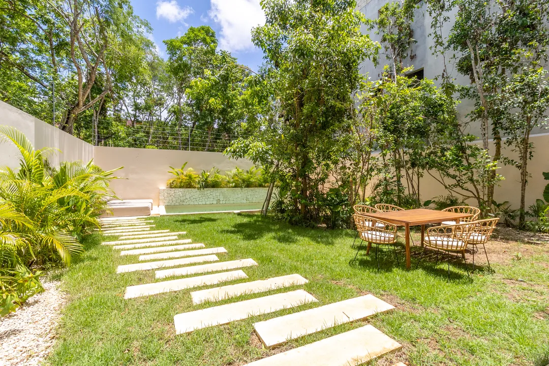 Villa Flora: 4-Bedroom Pool Villa in Aldea Zama, Tulum