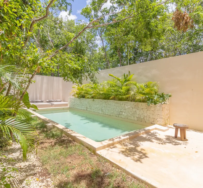 Villa Flora: 4-Bedroom Pool Villa in Aldea Zama, Tulum