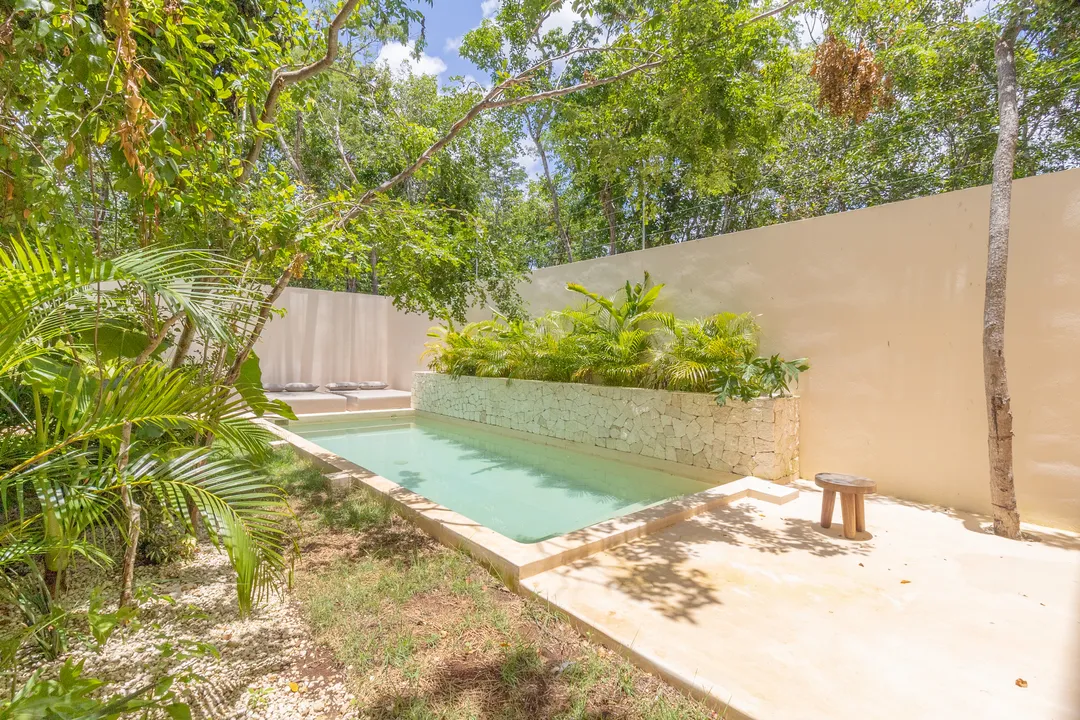 Villa Flora: 4-Bedroom Pool Villa in Aldea Zama, Tulum