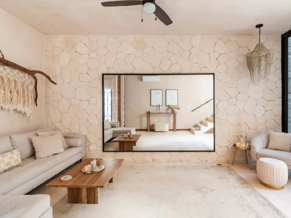 Sala de estar inspirada en Mérida en la Villa Tuunich, en La Veleta.
